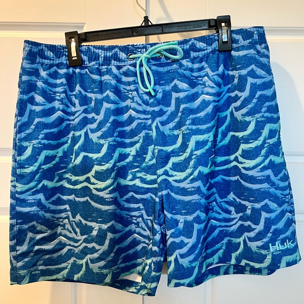 Men’s Huk Blue and White Fishing Shorts